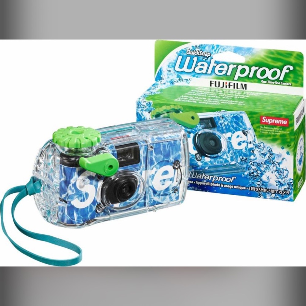 Supreme FujiFilm Waterproof Camera SS24 New